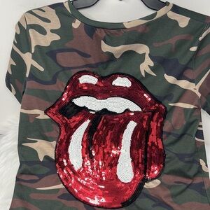 SOJARA Camouflage Sequins Rolling Stone Band T-Shirt Women’s Size Large On VTG